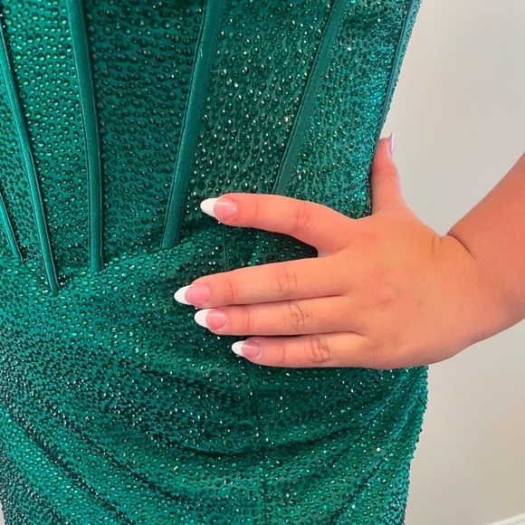 Sherri Hill - Picture 3 of 4